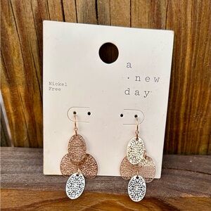NWT A New Day Dangle Earrings Oval Gold